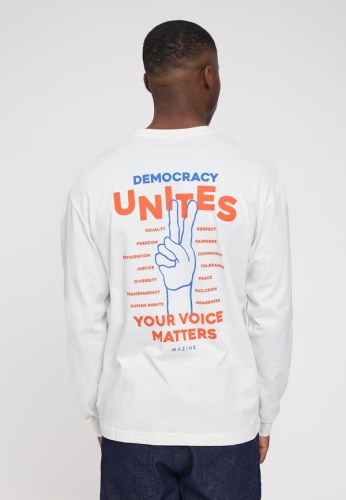 25305226_offwhite-democracy-prin (1)